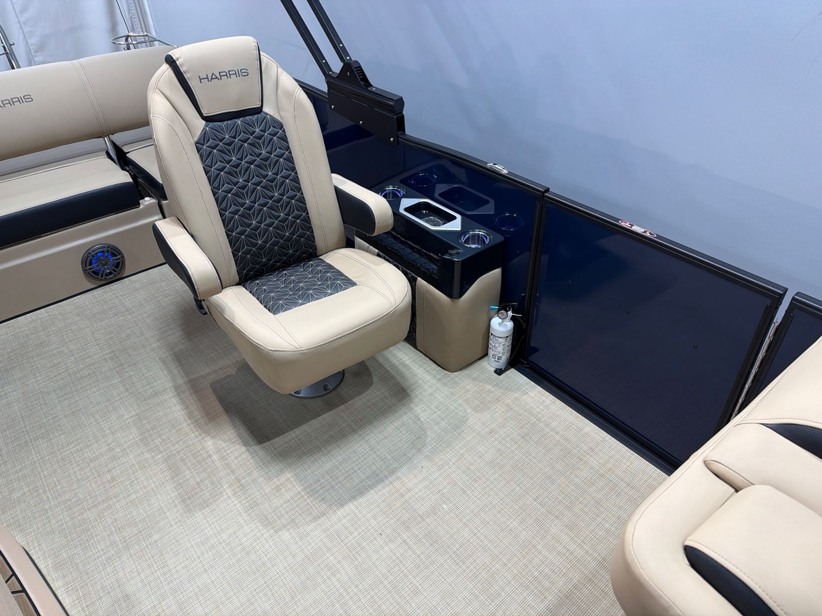 2022 Harris Grand Mariner 230 - 13