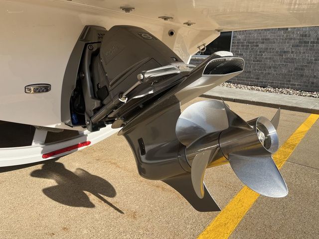 2025 Regal LS4 - 15