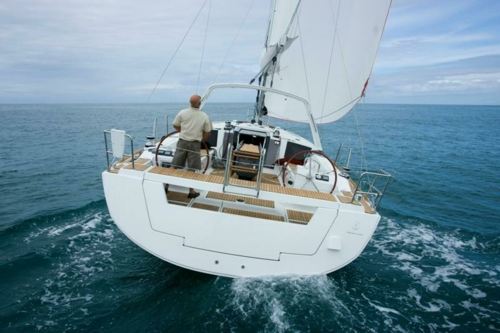2017 Beneteau Oceanis 45 - Image 32
