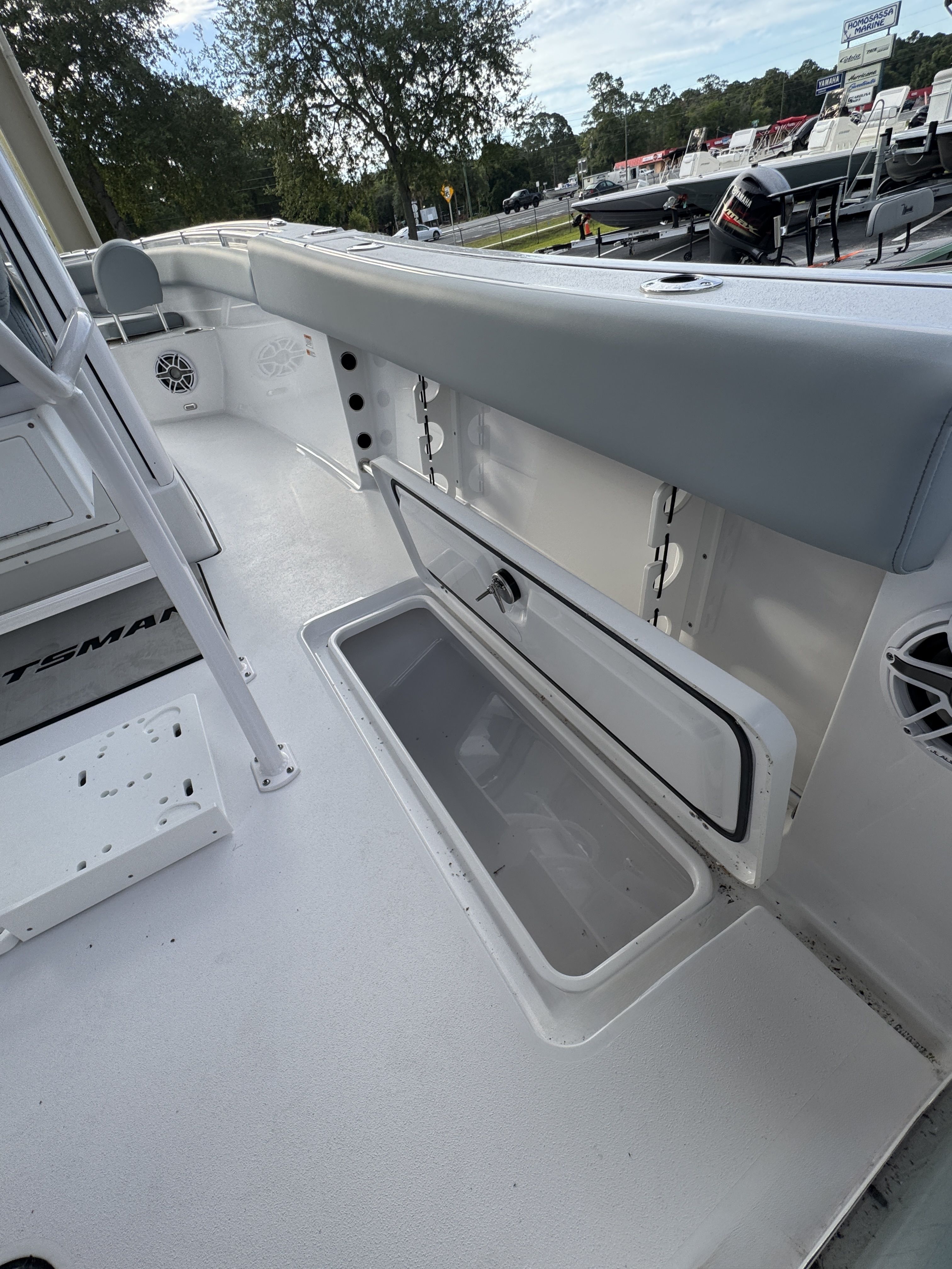 2026 Sportsman Open 252 Center Console - 37