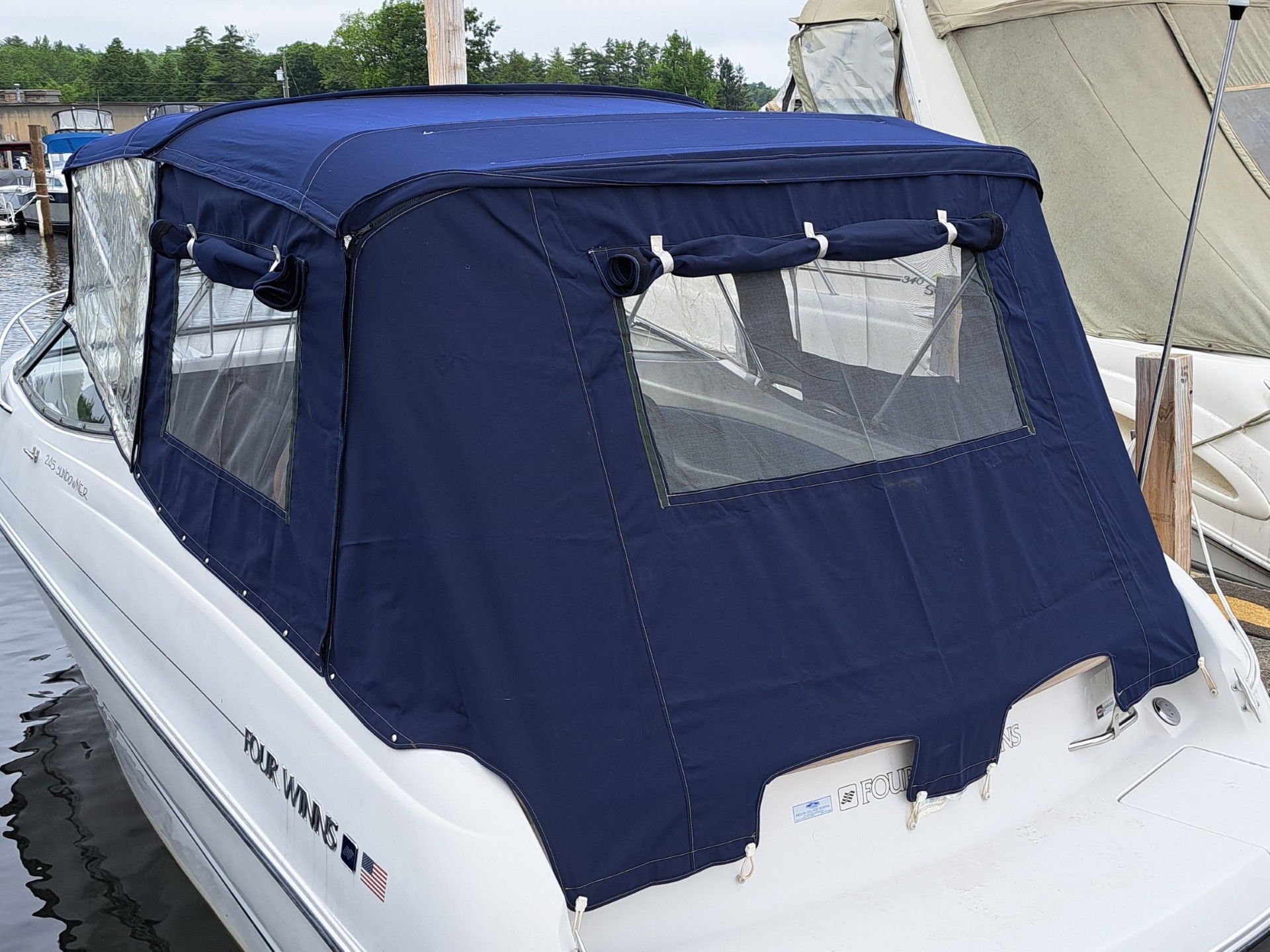 1998 Four Winns 245 Sundowner - 7