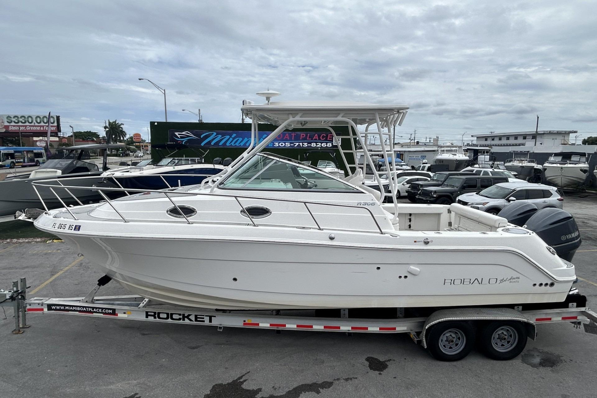 2018 Robalo R305 Walkaround
