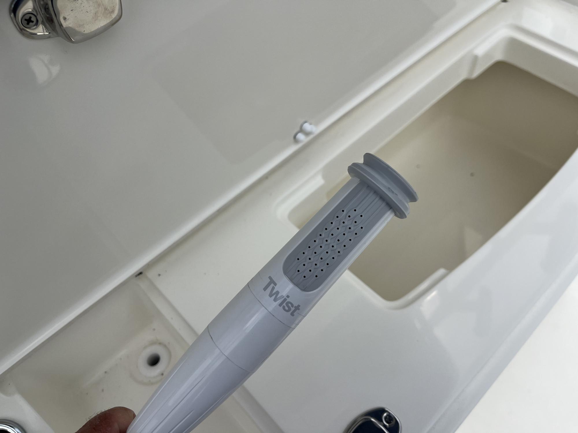 2025 Cobia 320 Center Console - 32