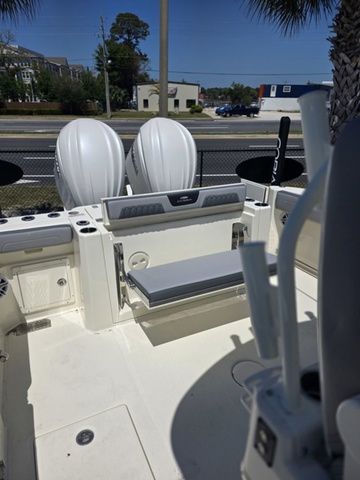 2026 Cobia 285 Open Center Console - 8