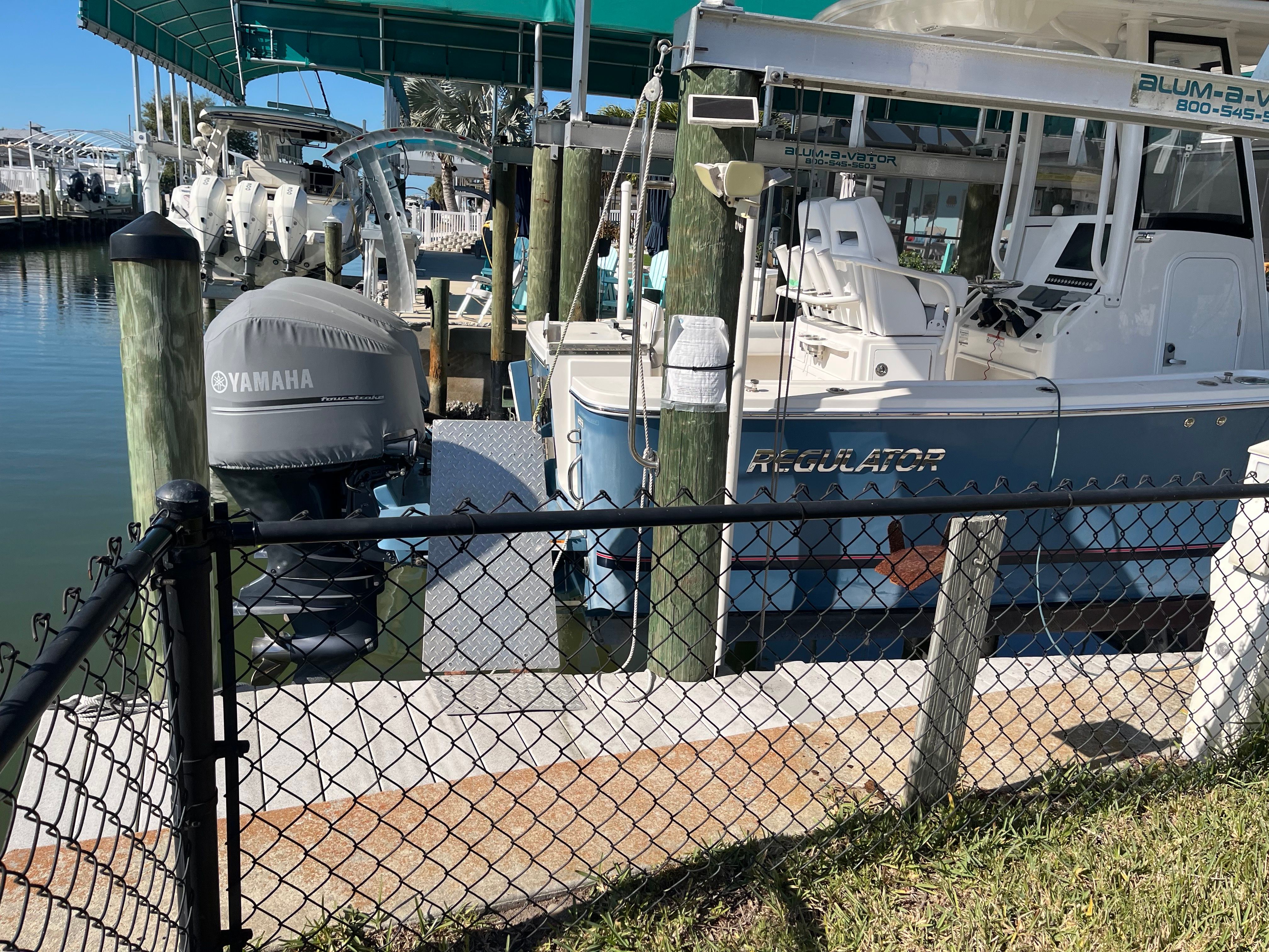 2020 Regulator Center Console - 4
