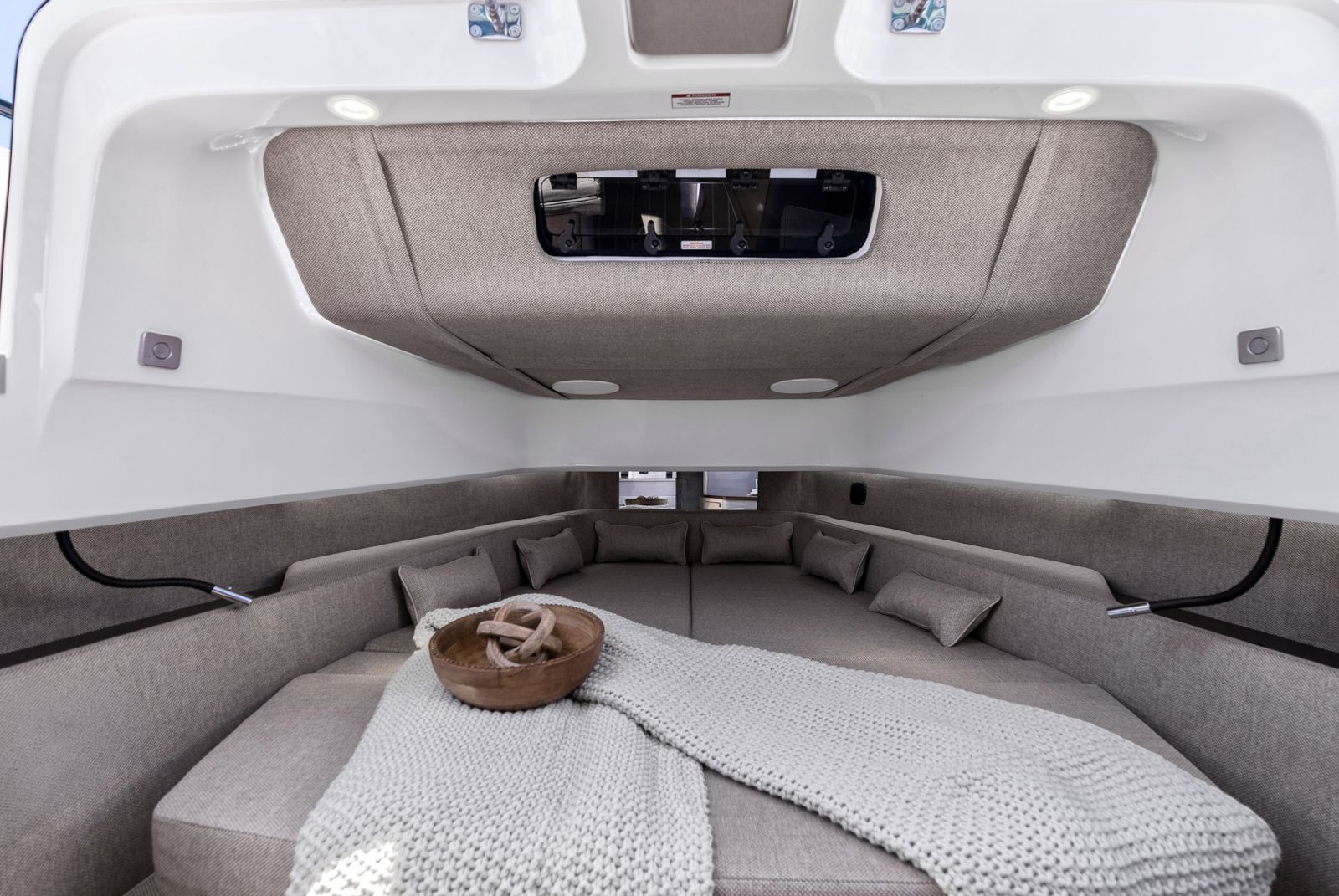 2023 Axopar 45 XC Cross Cabin - 45