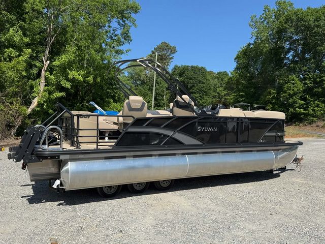2025 Sylvan L-3 Party Fish