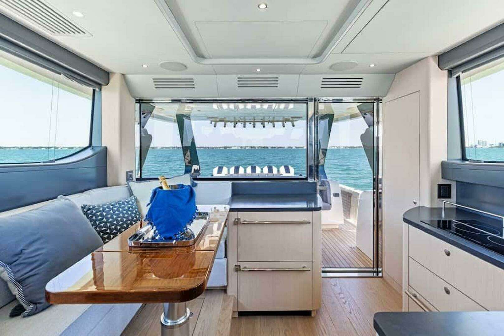 2027 Scout 670 LXS - Image 53