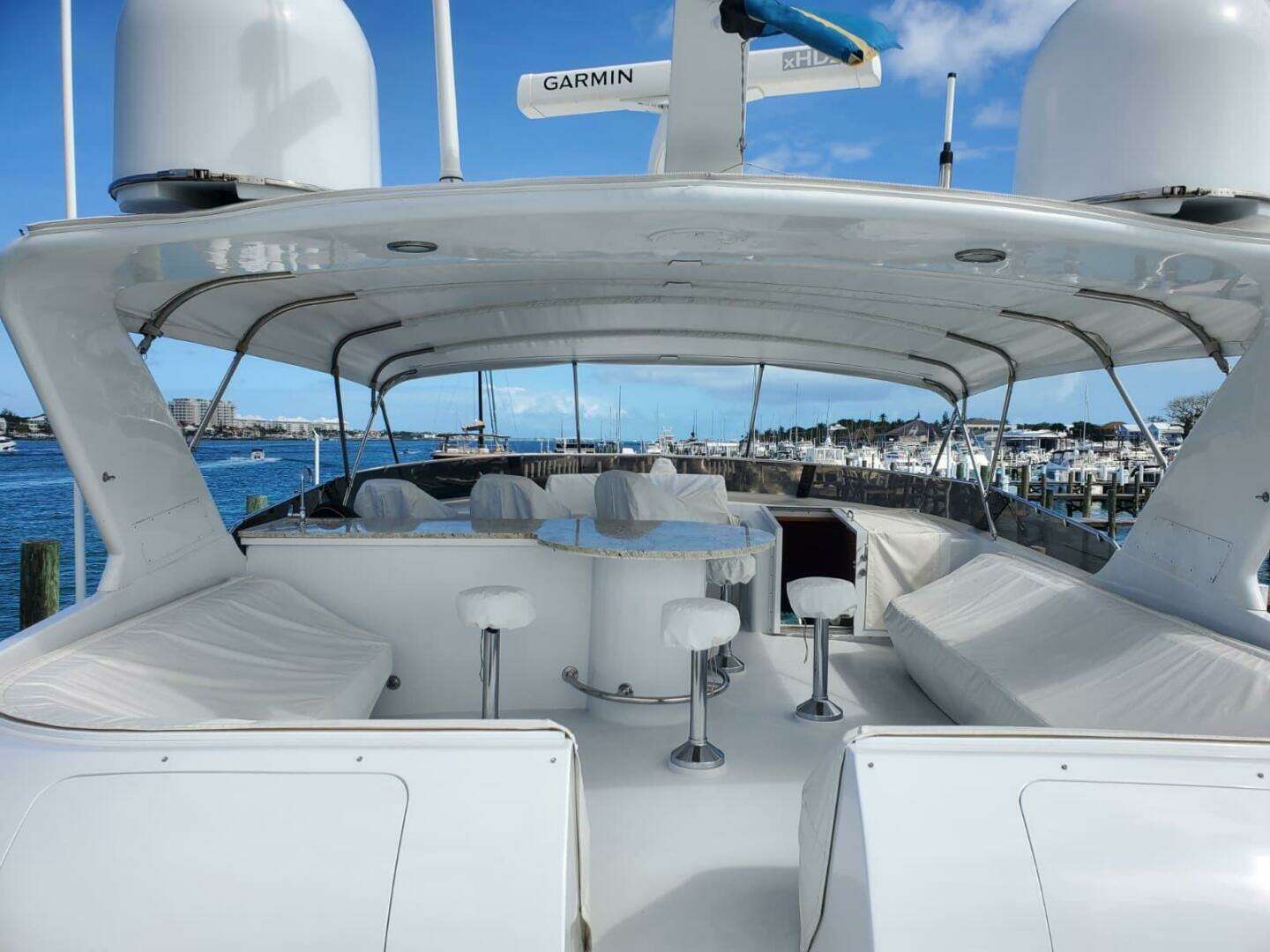 2000 Hatteras 75 Sport Deck - Image 19