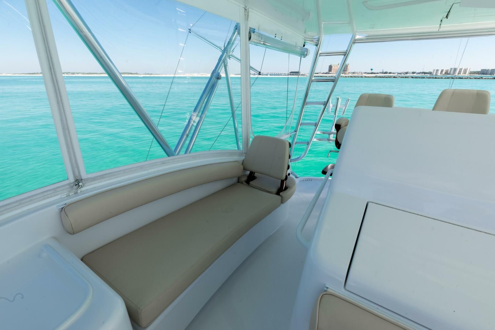 2016 Hatteras GT60 - 77