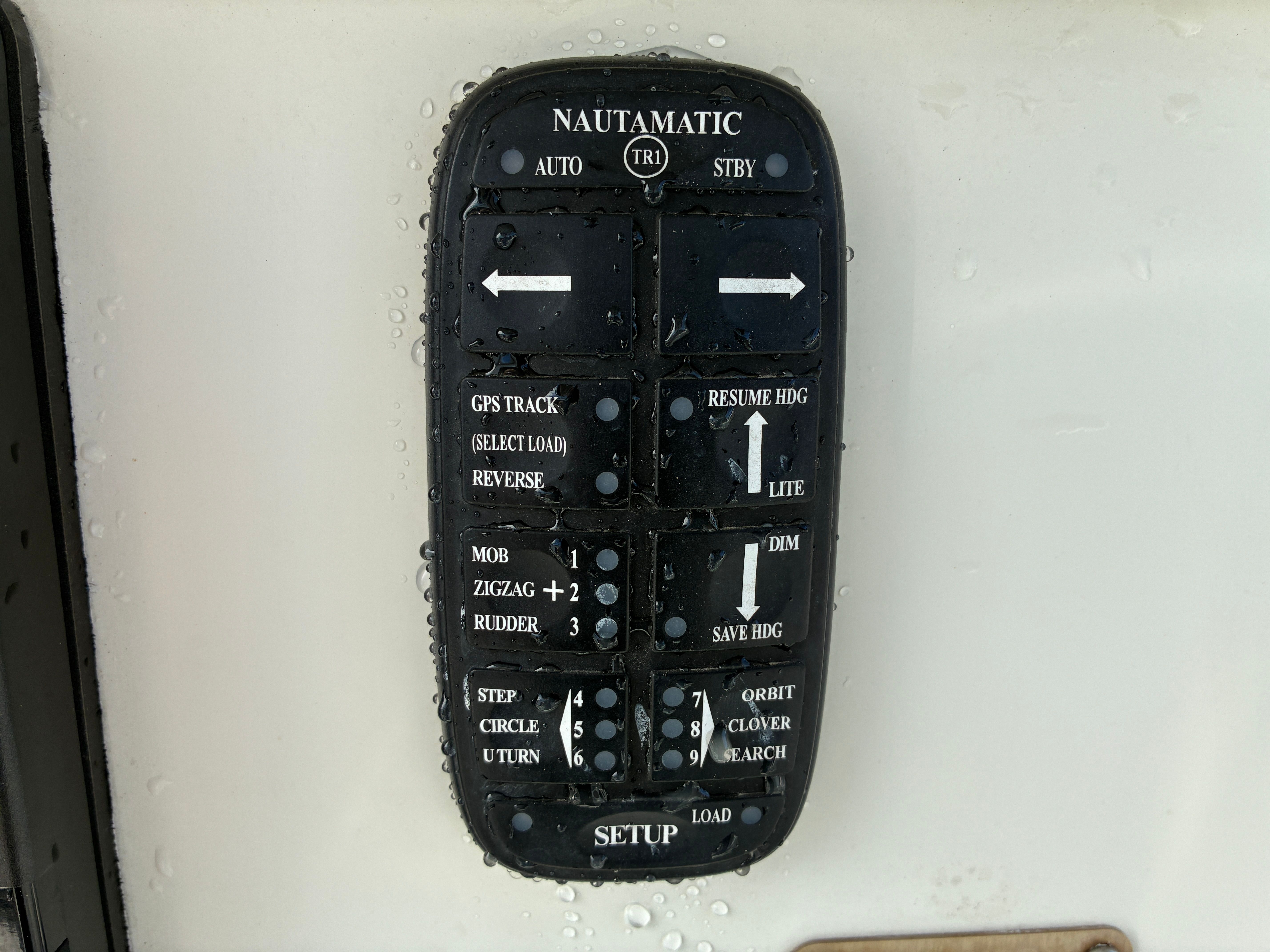 Nautamatic control panel on a 2007 Sailfish 2660 boat.