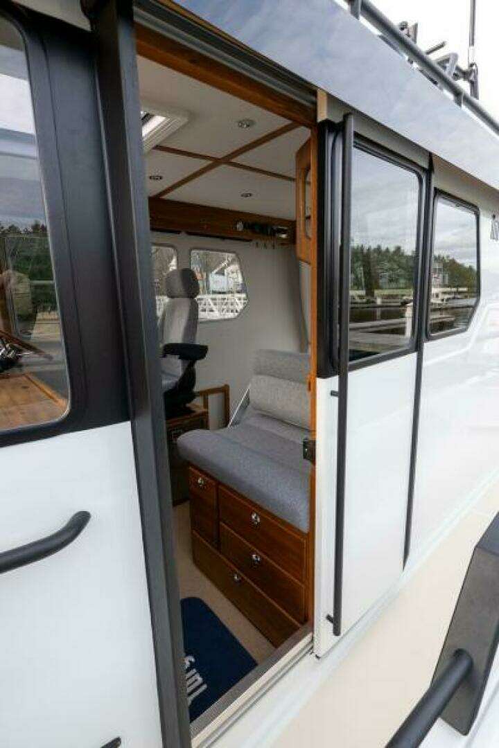 2027 Targa 27.2 - Image 32