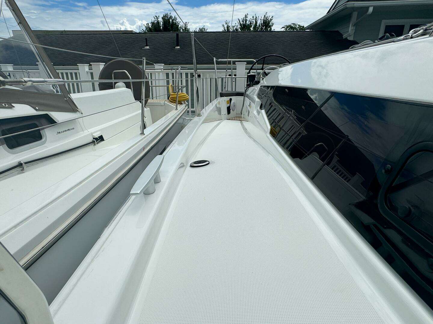 2024 Jeanneau Sun Odyssey 410 - Image 10