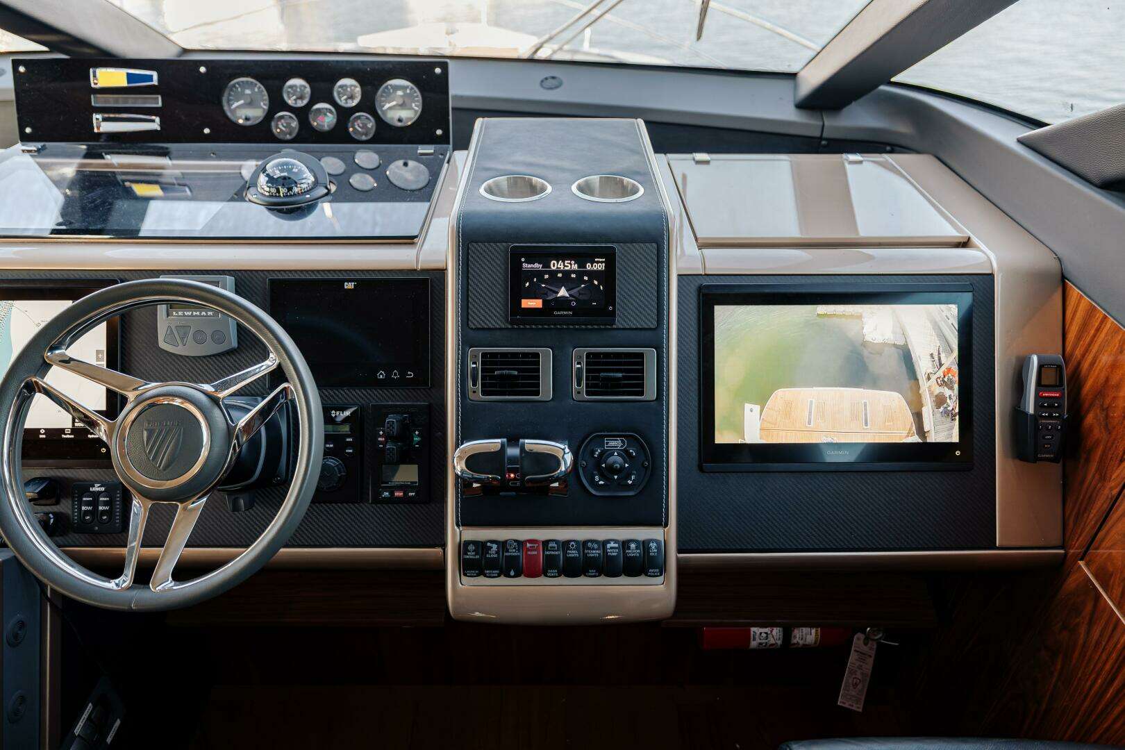 2011 Fairline 65 Squadron - Image 28