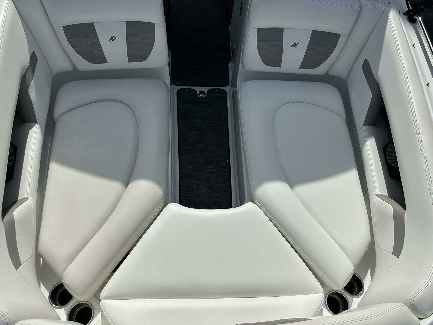 2020 Four Winns HD 240 OB - Image 14