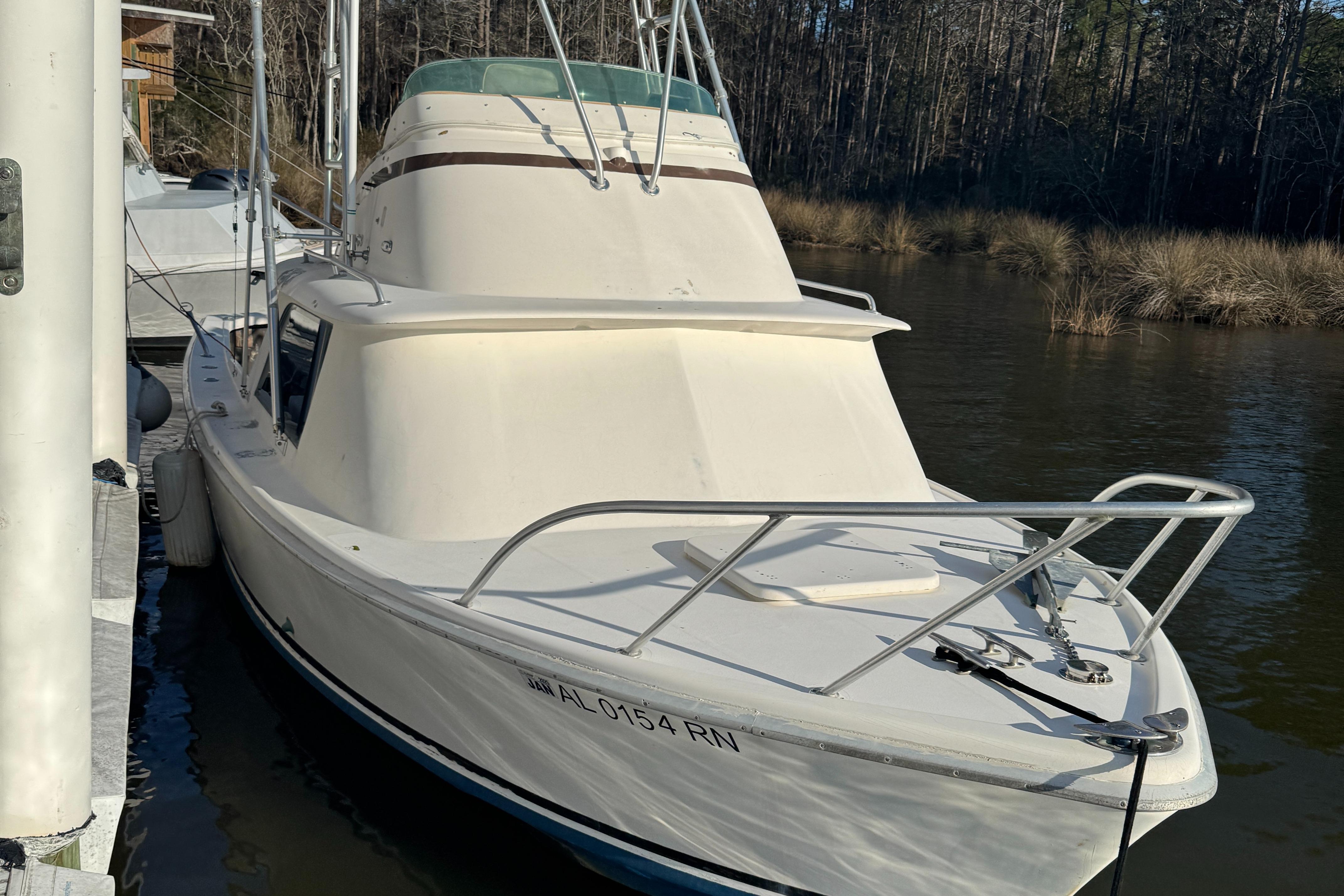 1974 Bertram 31 Flybridge Cruiser