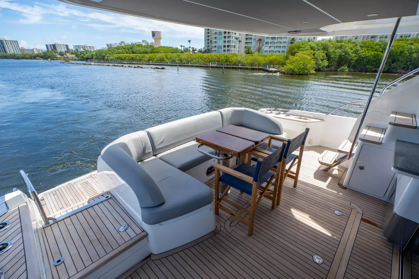 2018 Princess F62 - Image 16