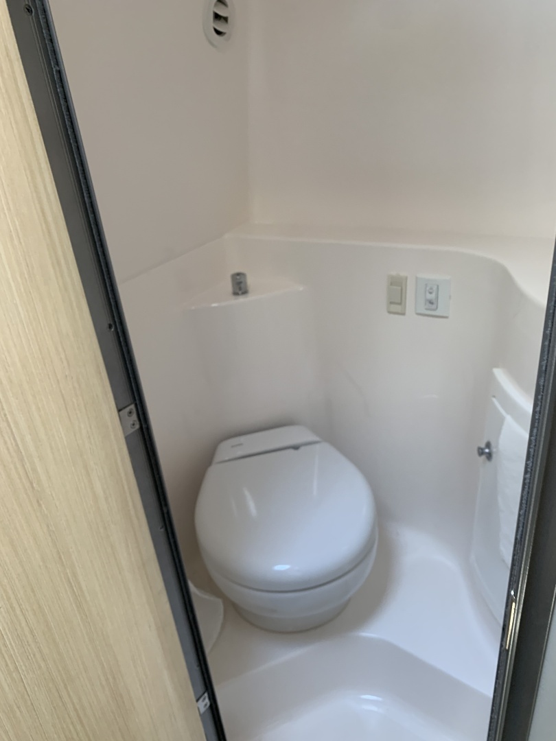 2025 Regal 26 XO - Image 10