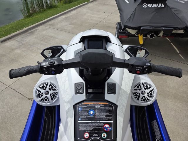 2025 Yamaha WaveRunner gp - 6