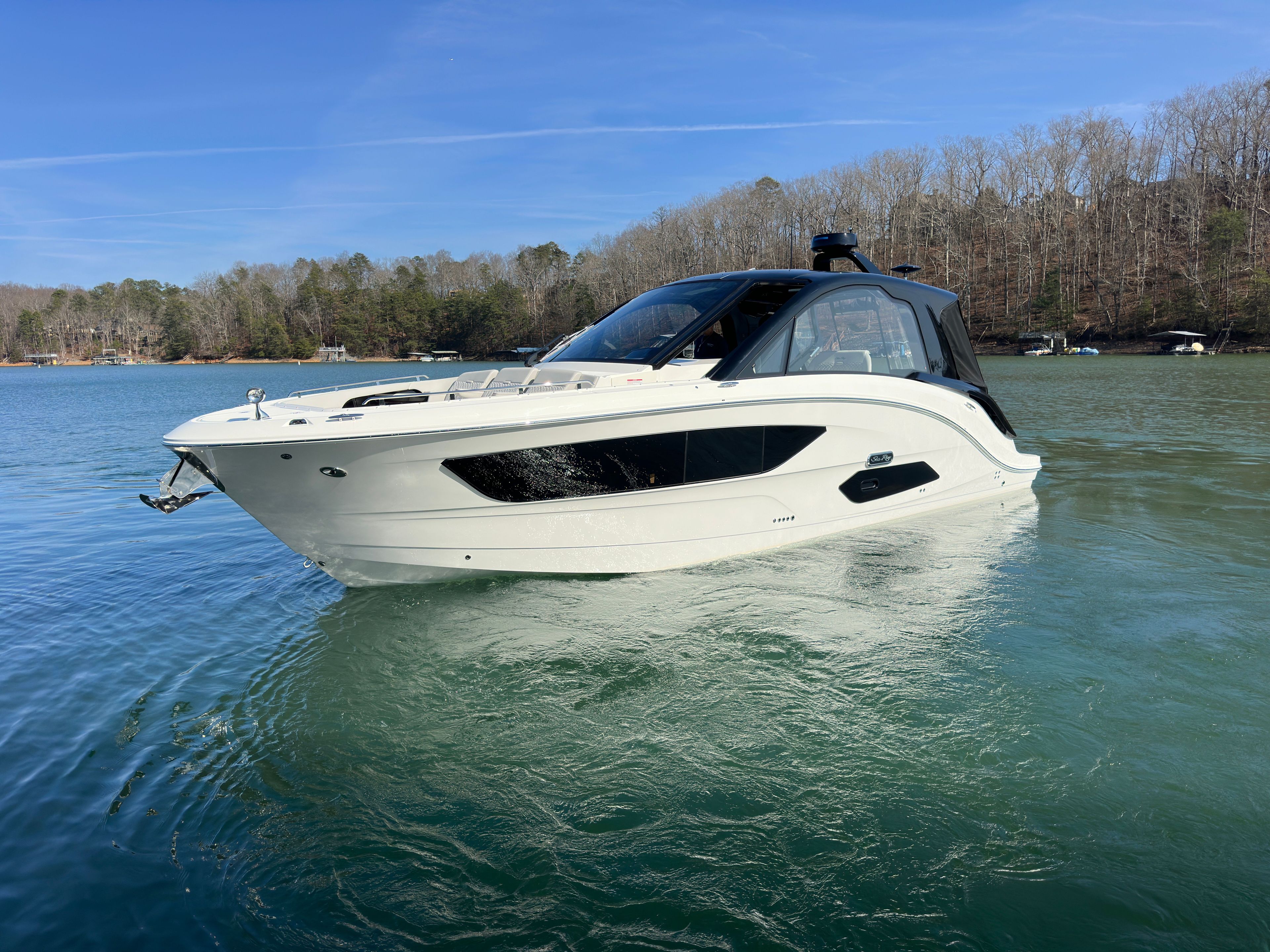 2026 Sea Ray Sundancer 370 - 11