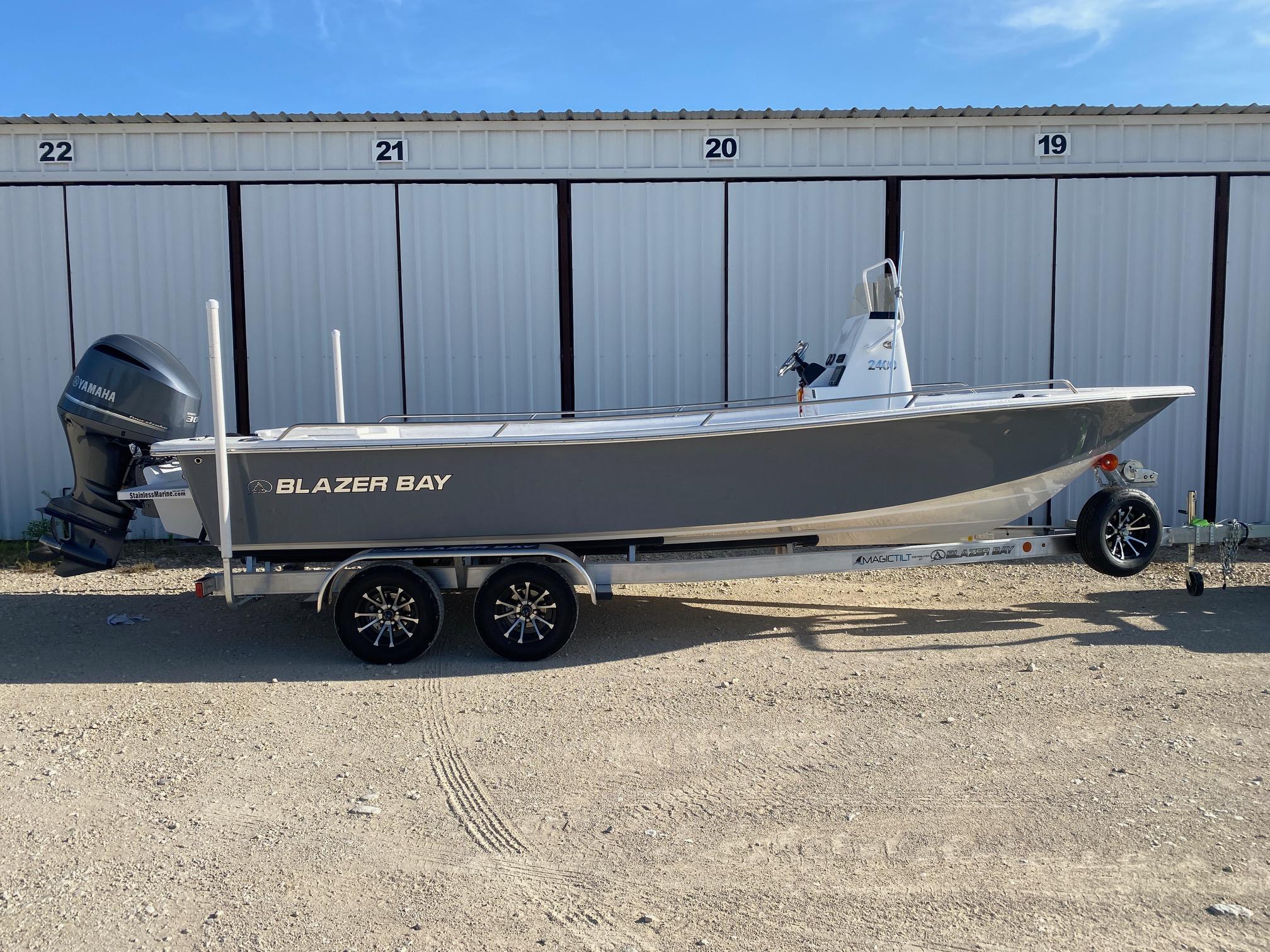 2026 Blazer Bay 2400 Open Striper