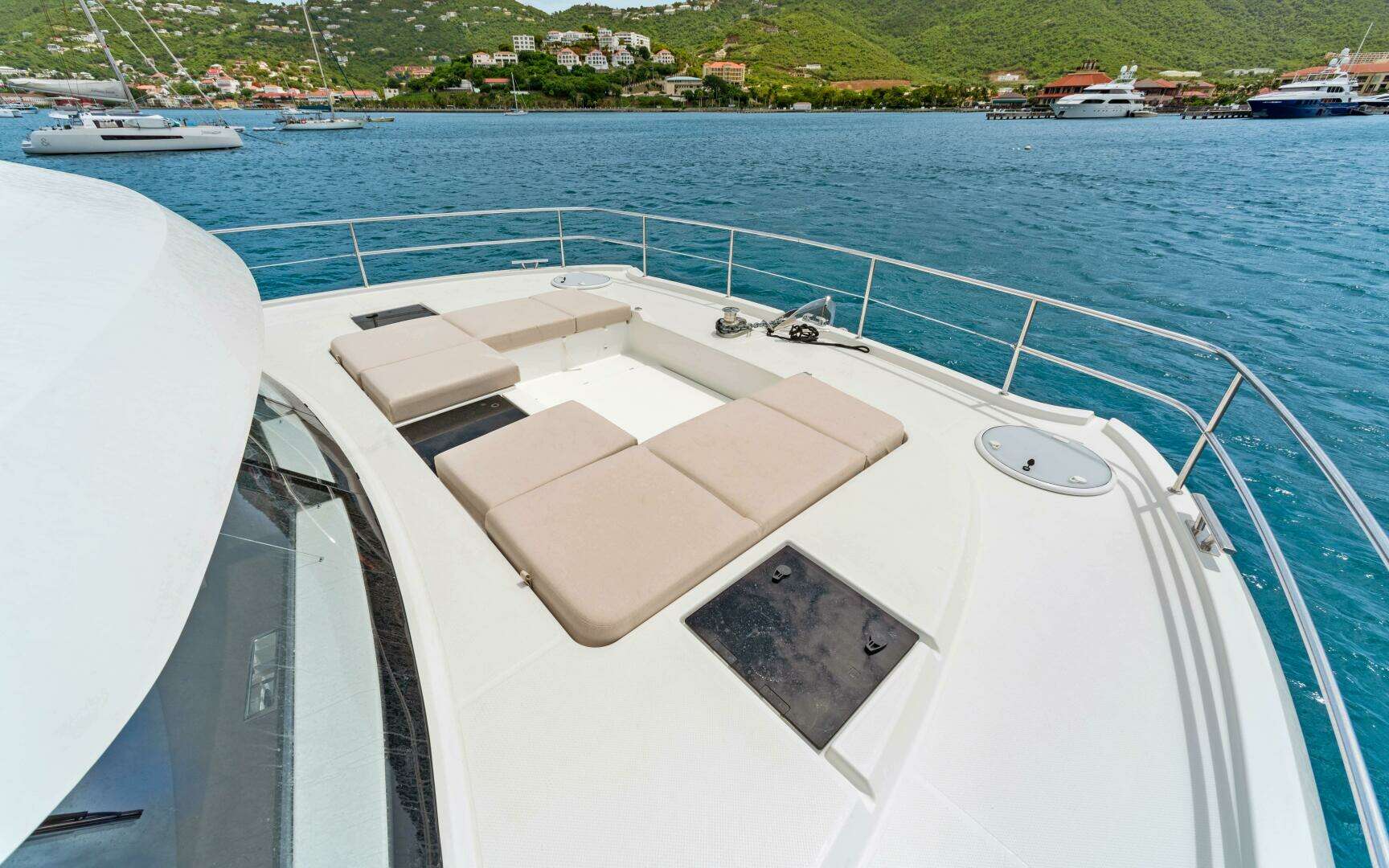 2024 Fountaine Pajot — - Image 10