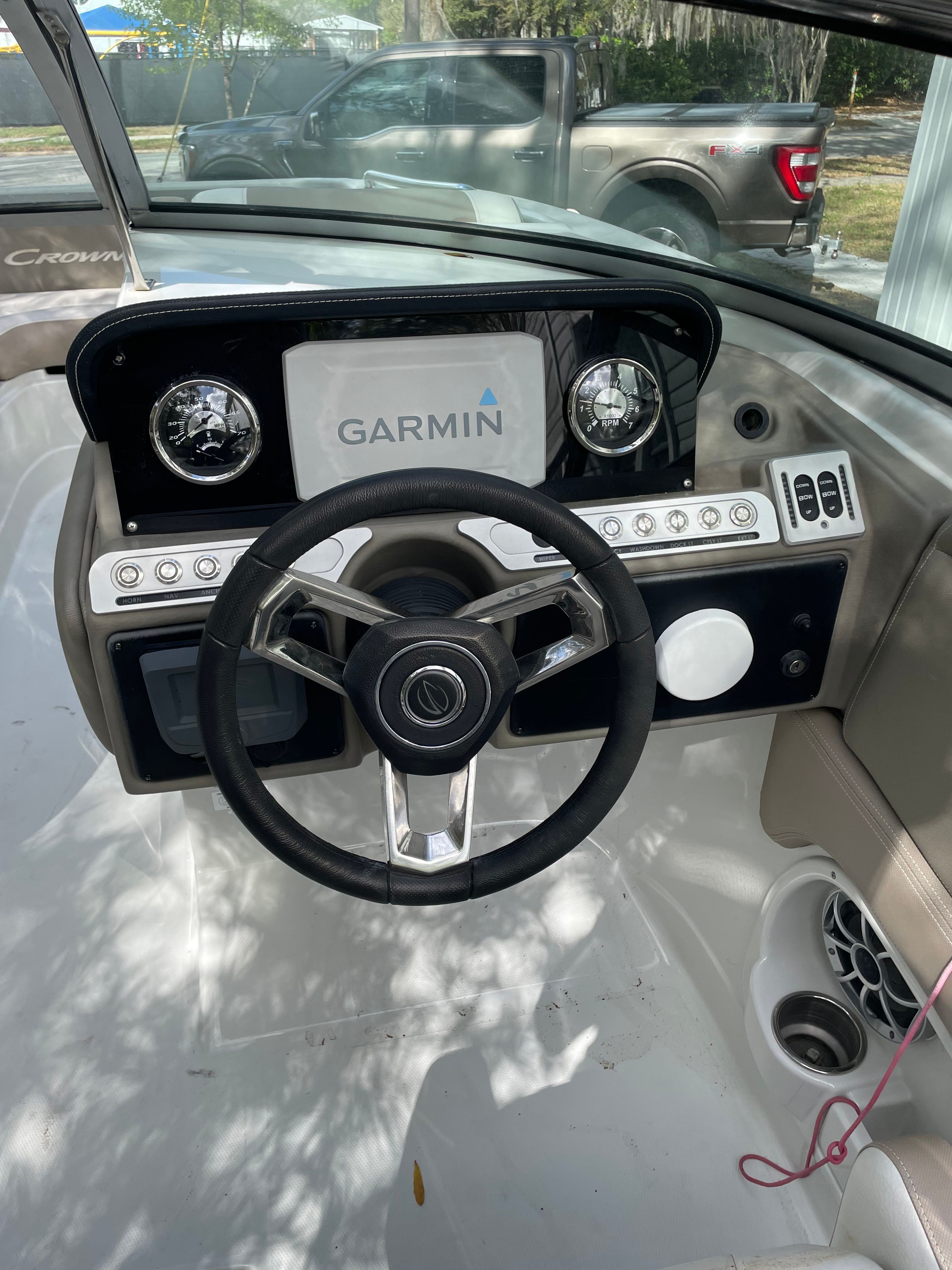2023 Crownline Eclipse E235 - 4