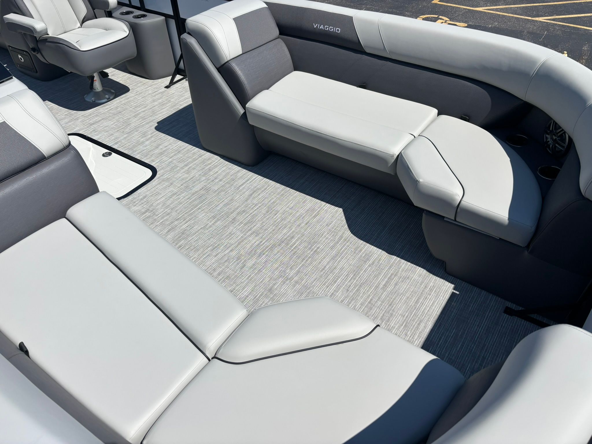 2026 Viaggio V22U - 9