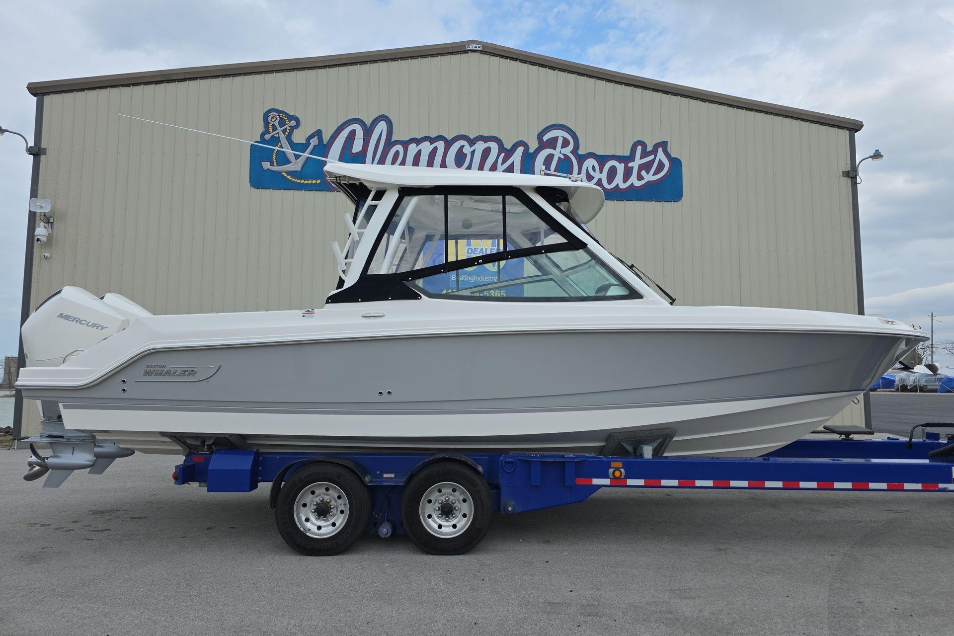 2026 Boston Whaler 280 Vantage