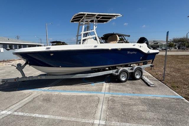 2026 Bayliner Trophy T22CC