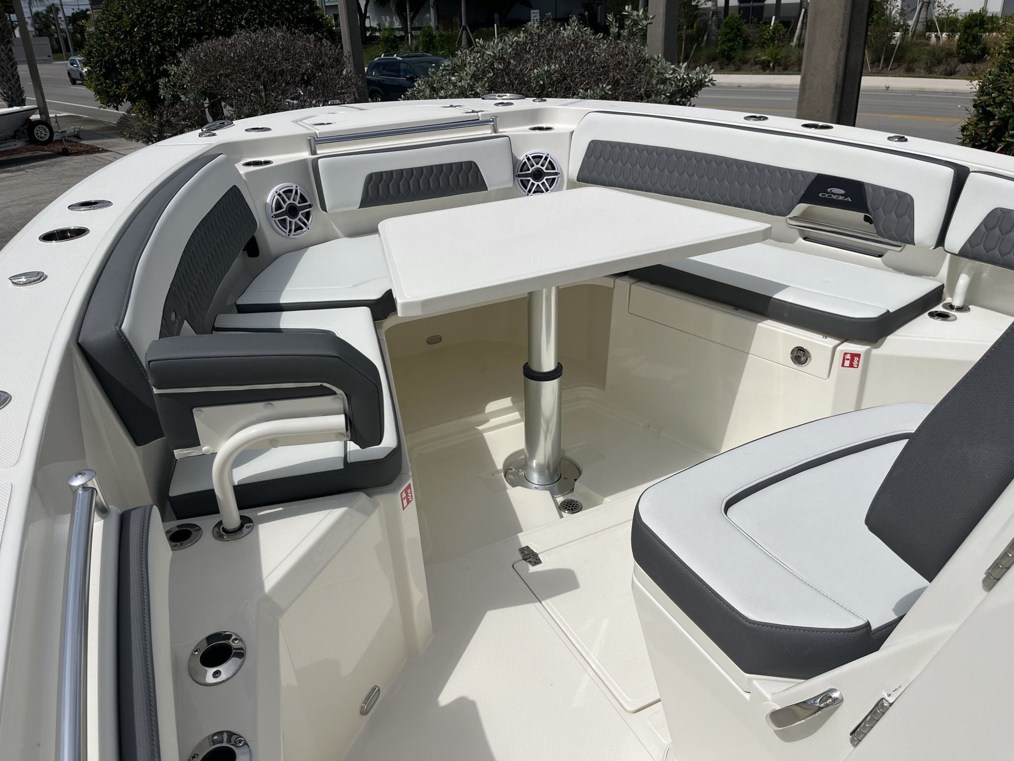 2026 Cobia 305 Center Console - 22