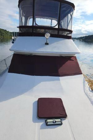 1987 Sea Ray 360 Aft Cabin - 10