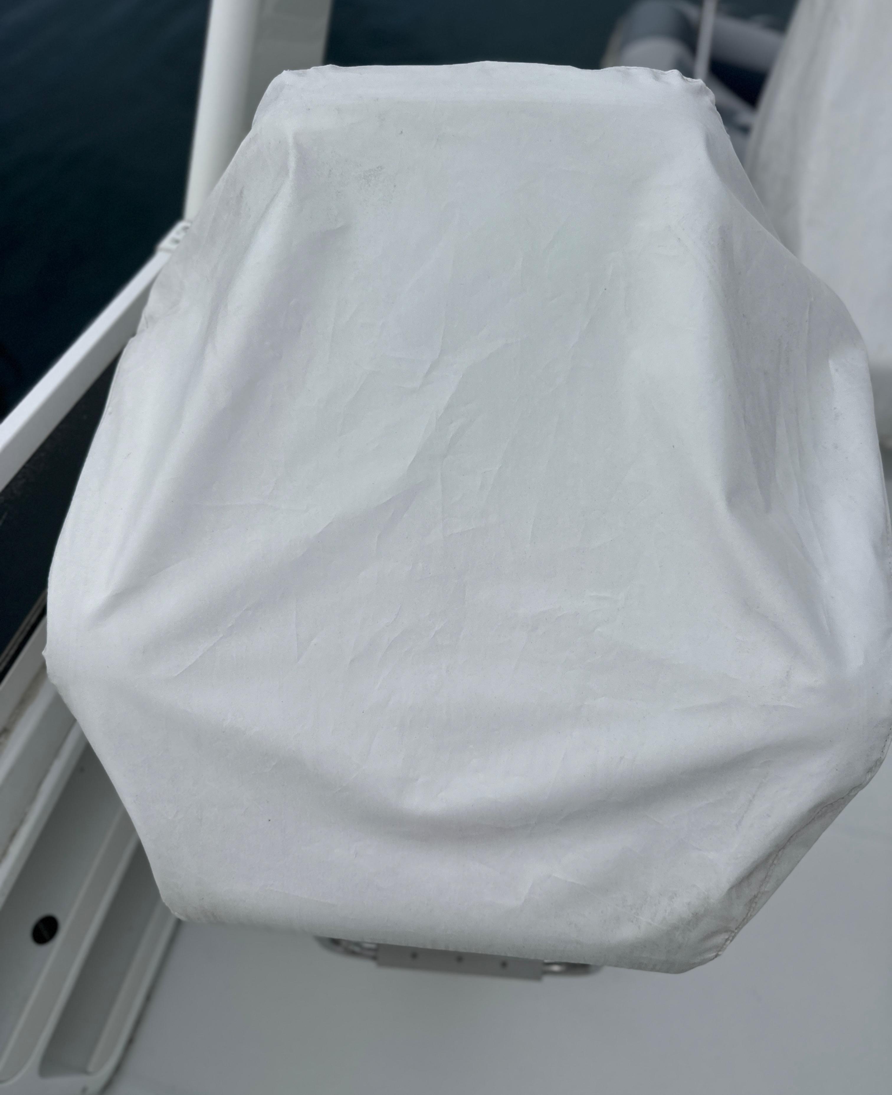 White cover on Carver 374 Voyager boat component, 2000 model.