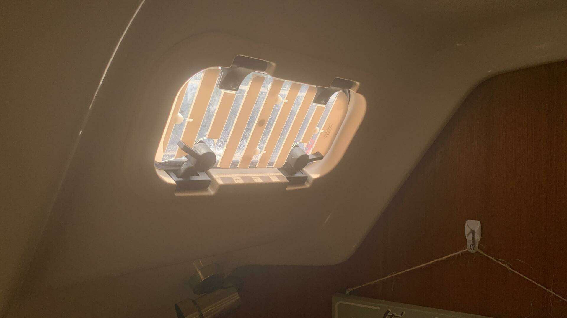 1991 Hunter 30 T - Image 44