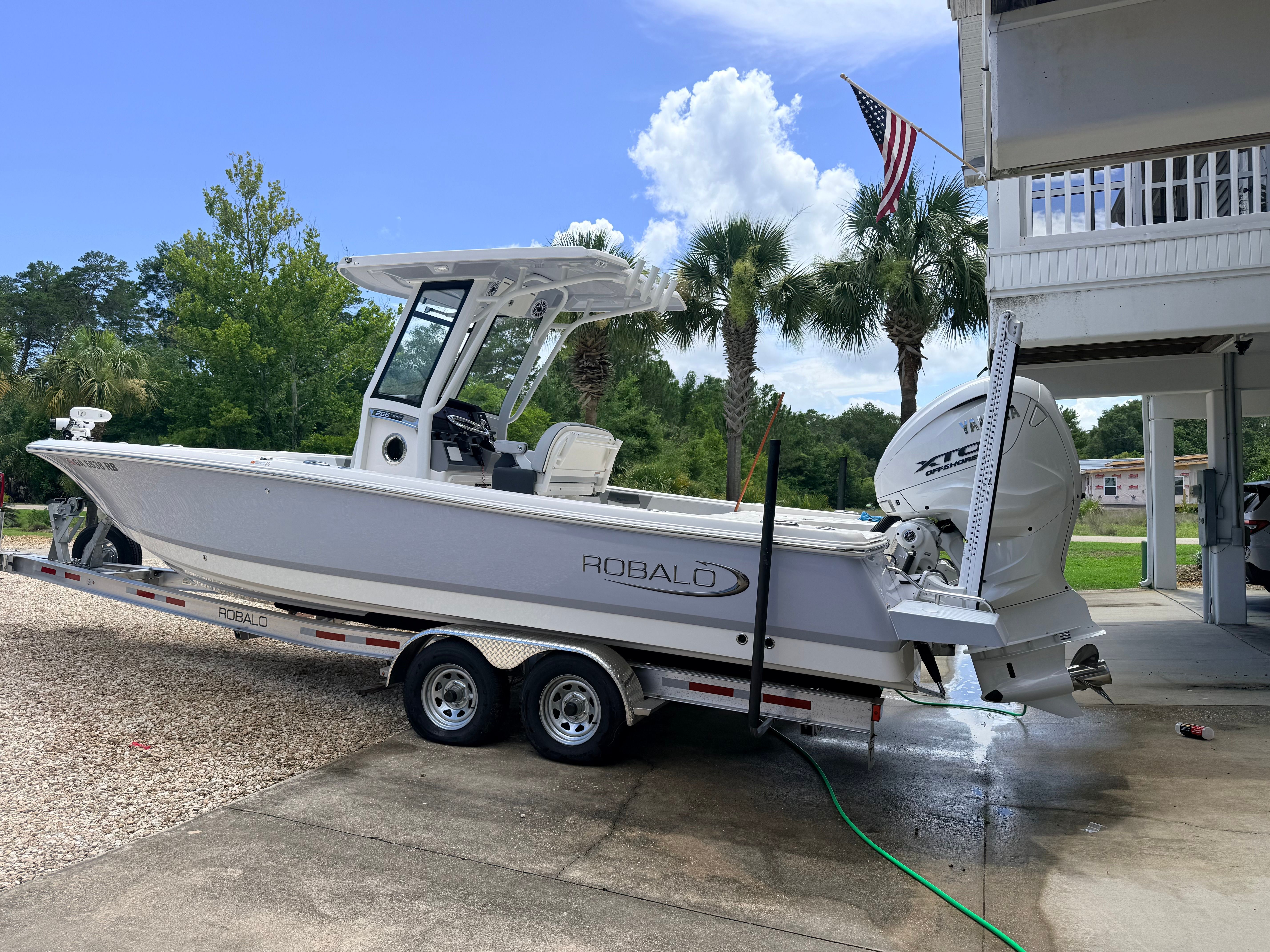 2025 Robalo 266 Cayman - 5
