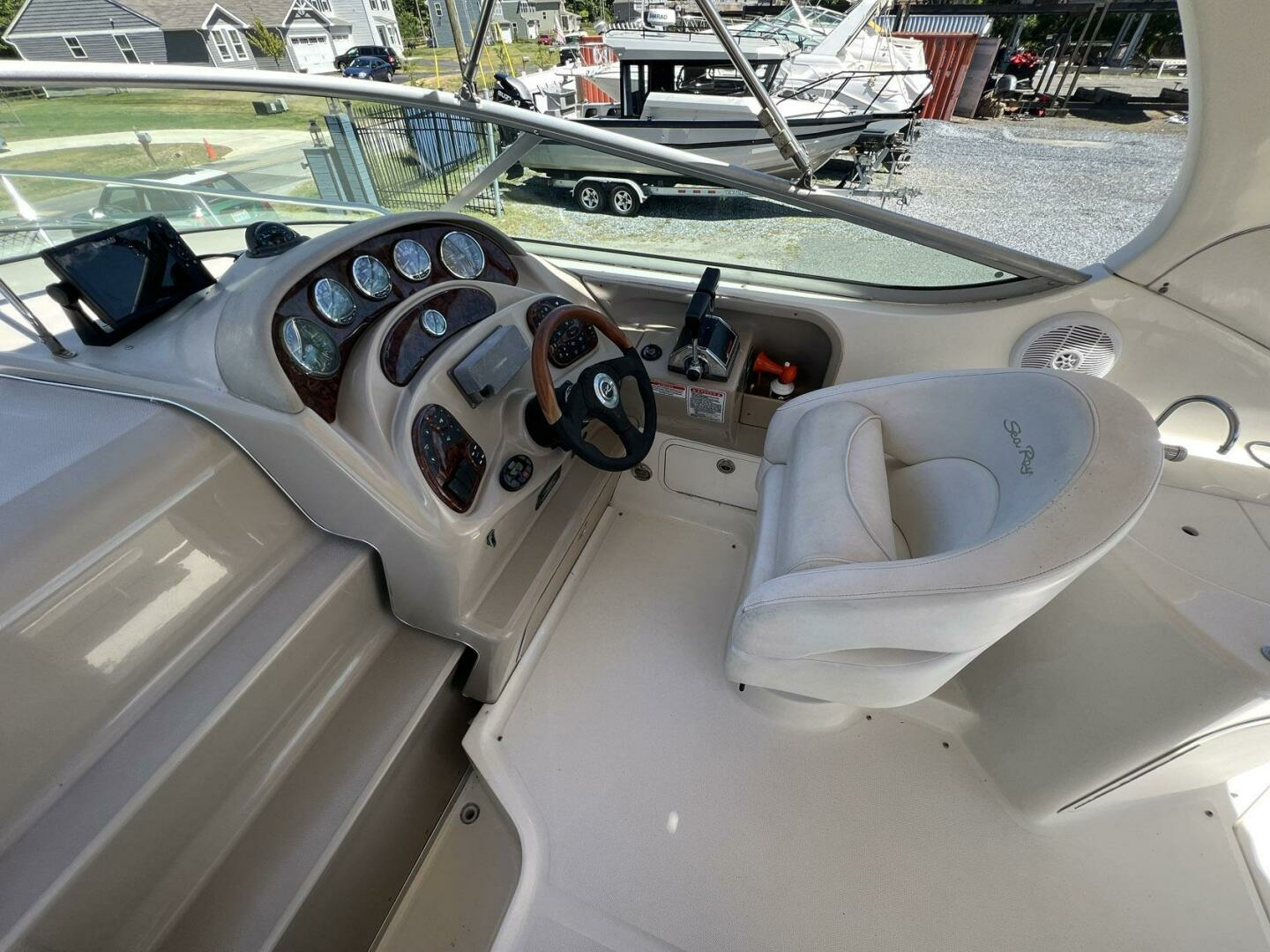 2005 Sea Ray 280 Sundancer - Image 15