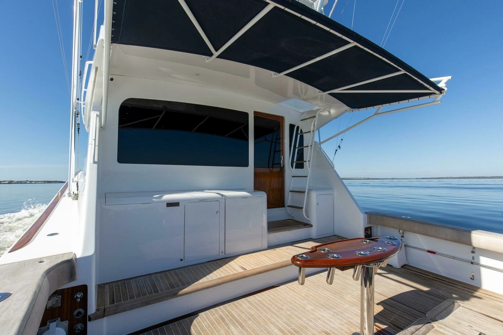 2001 Viking 65 Enclosed Bridge - Image 33