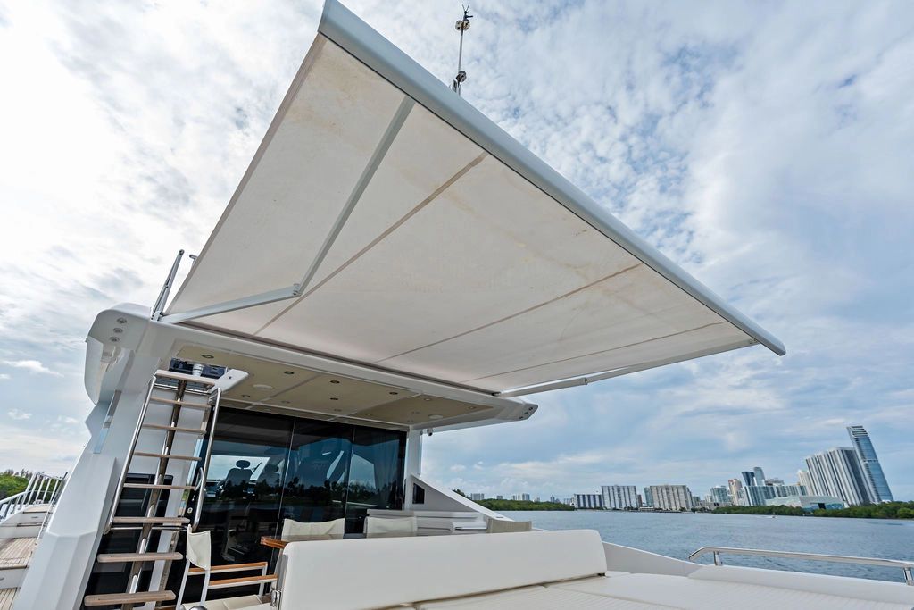 2018 Azimut 77S - 9