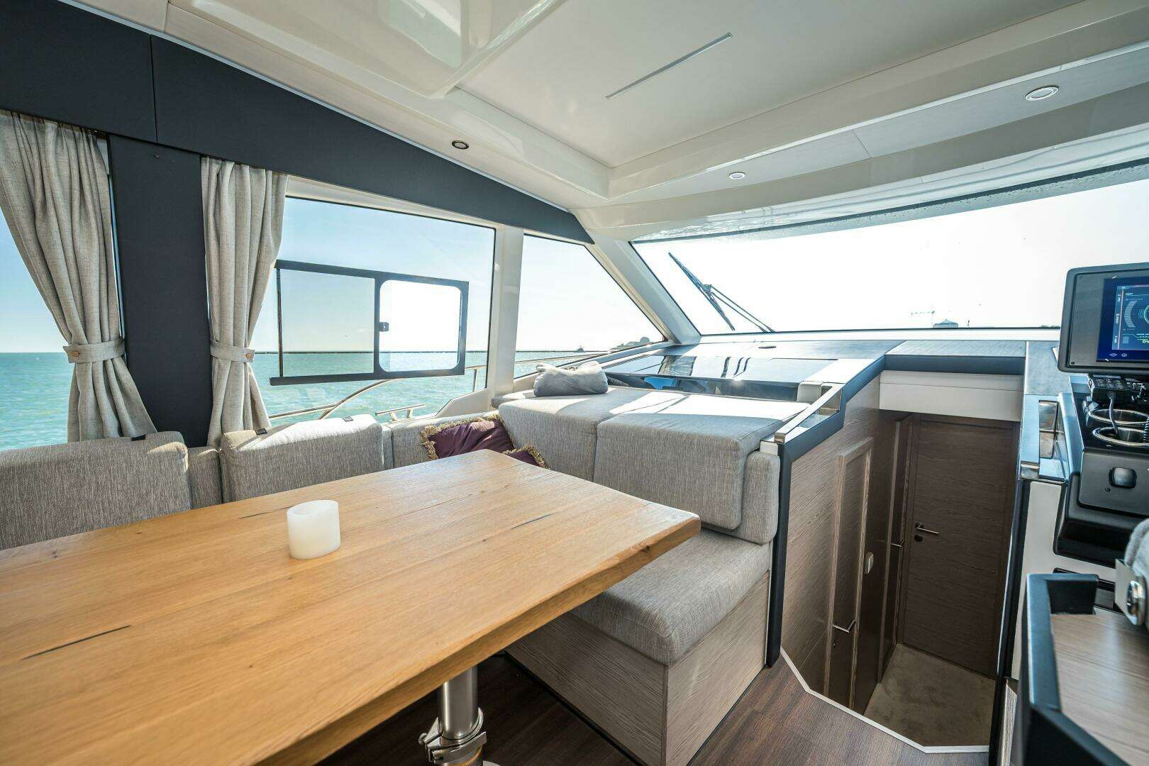2024 Greenline 45 Coupe HYBRID - Image 7