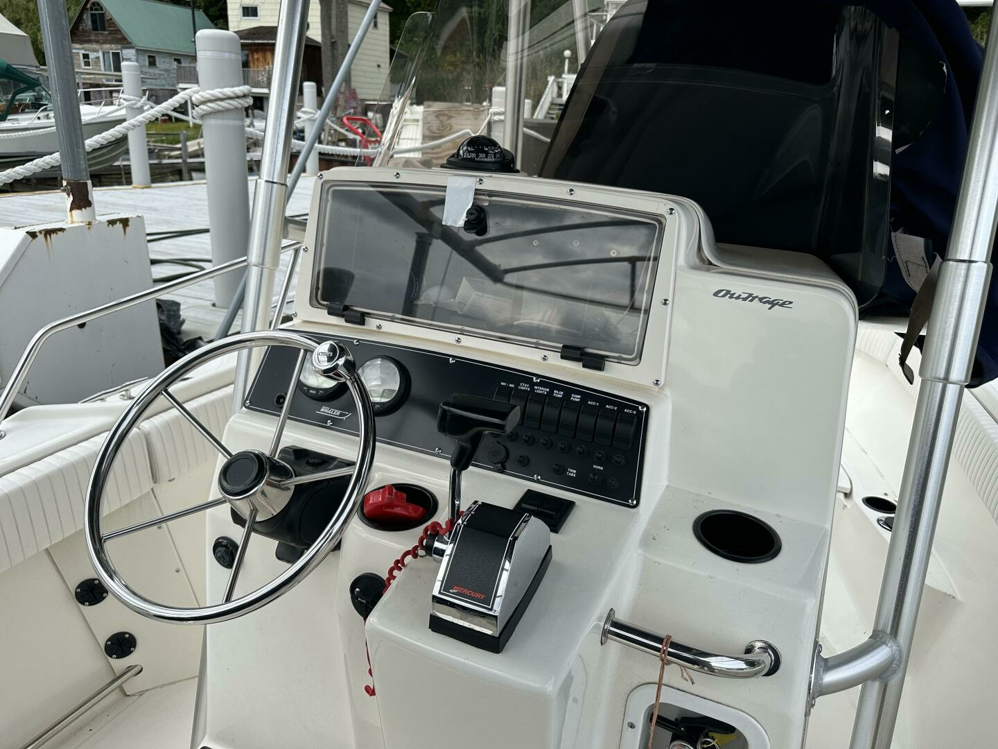 2000 Boston Whaler — - Image 4