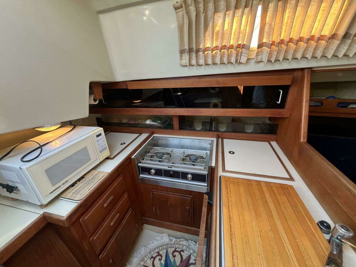 1985 O'Day 35 - Image 7
