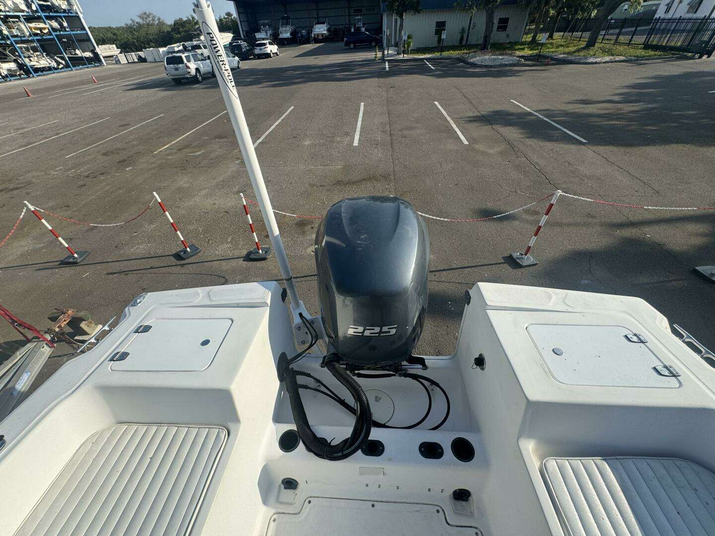 2004 Angler 220 Walkaround - Image 5