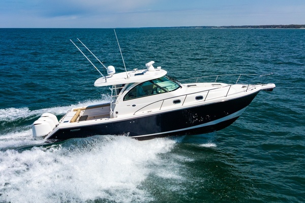 2016 Pursuit OS 385 Offshore