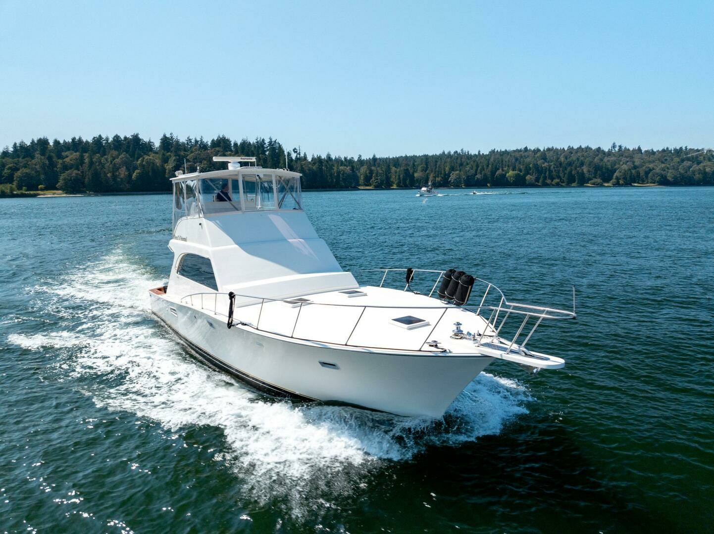 1985 Post 46 Convertible - Image 9