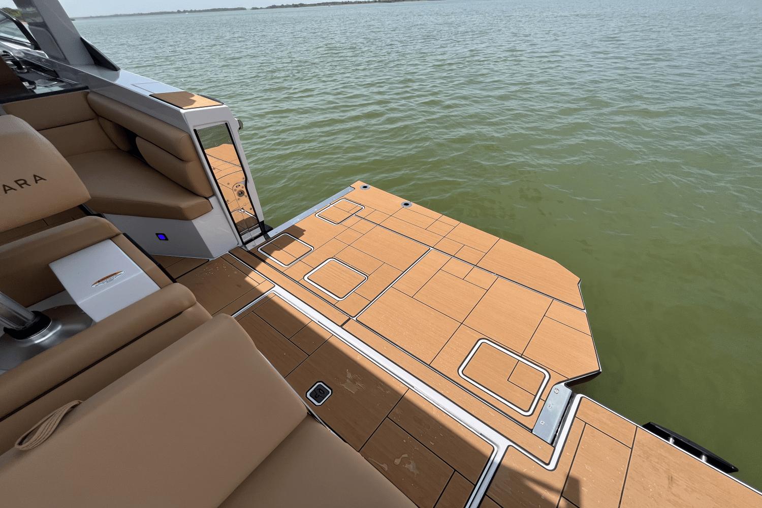 2025 Aviara AV40 - 31