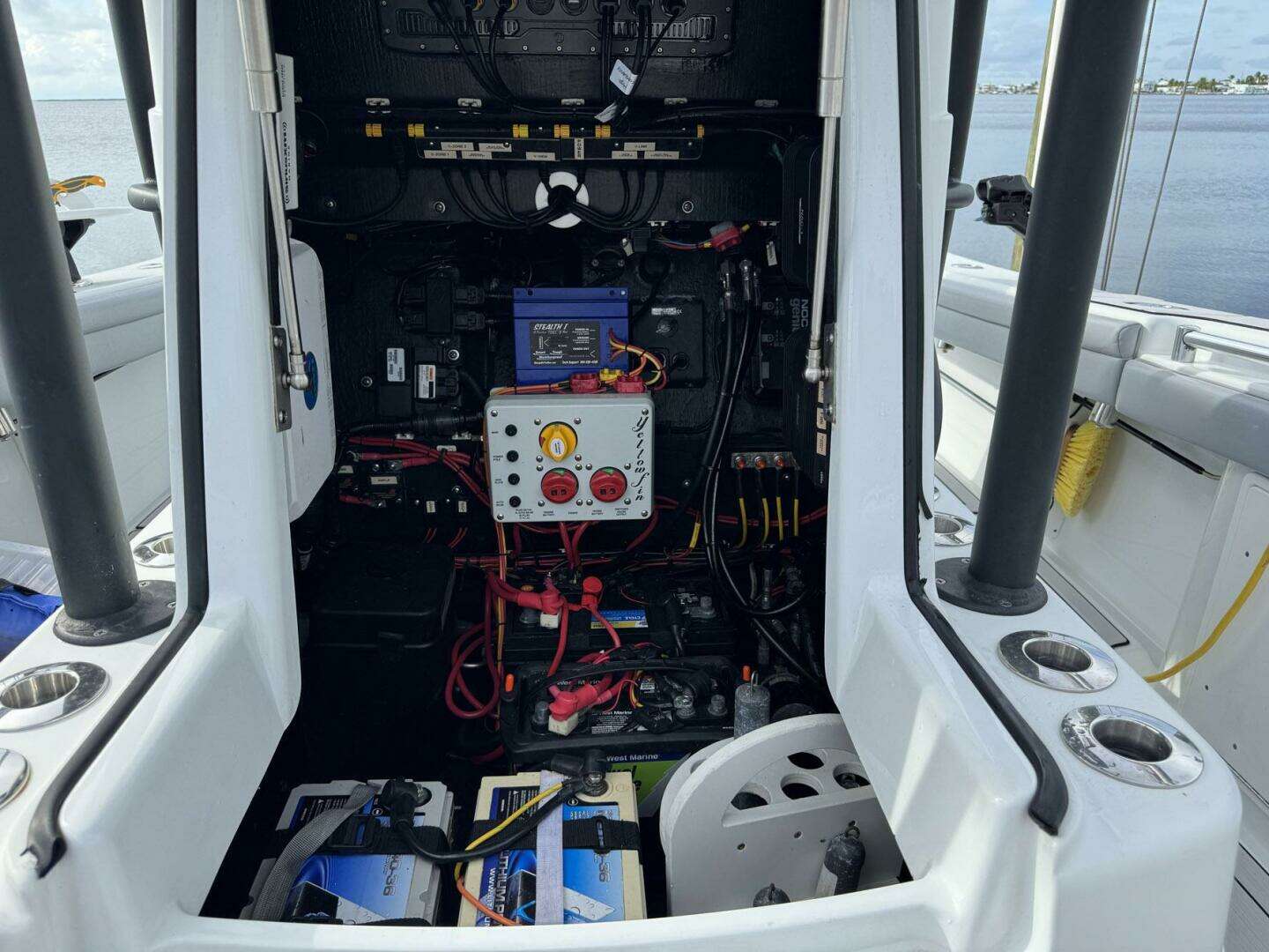 2021 Yellowfin 26 Hybrid - Image 20