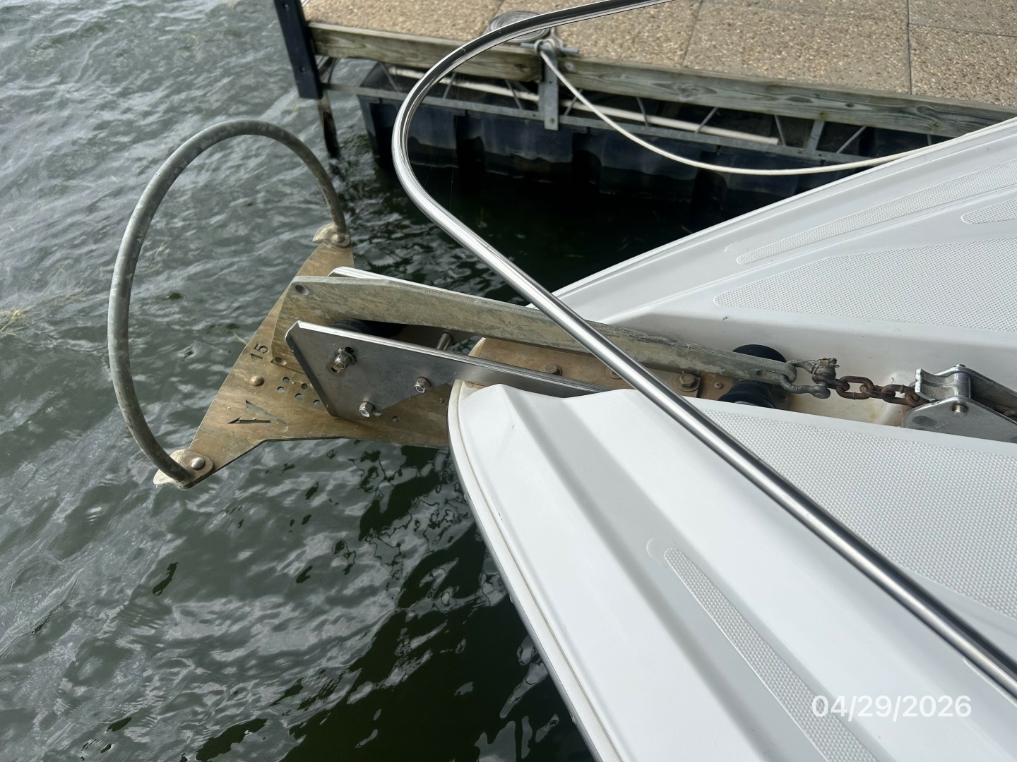 2000 Cruisers Yachts 4450 - Image 5