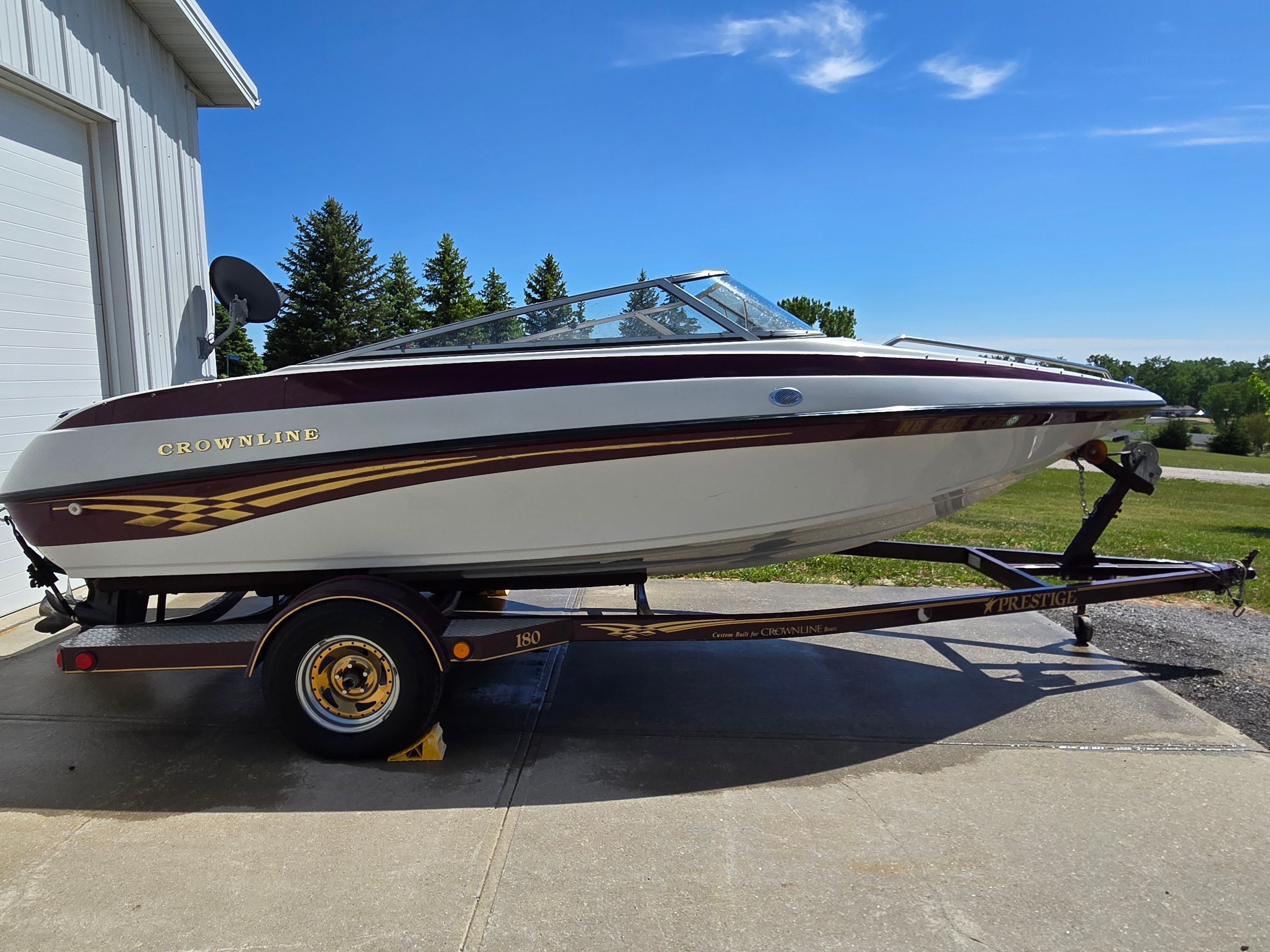 2001 Crownline 180 BR