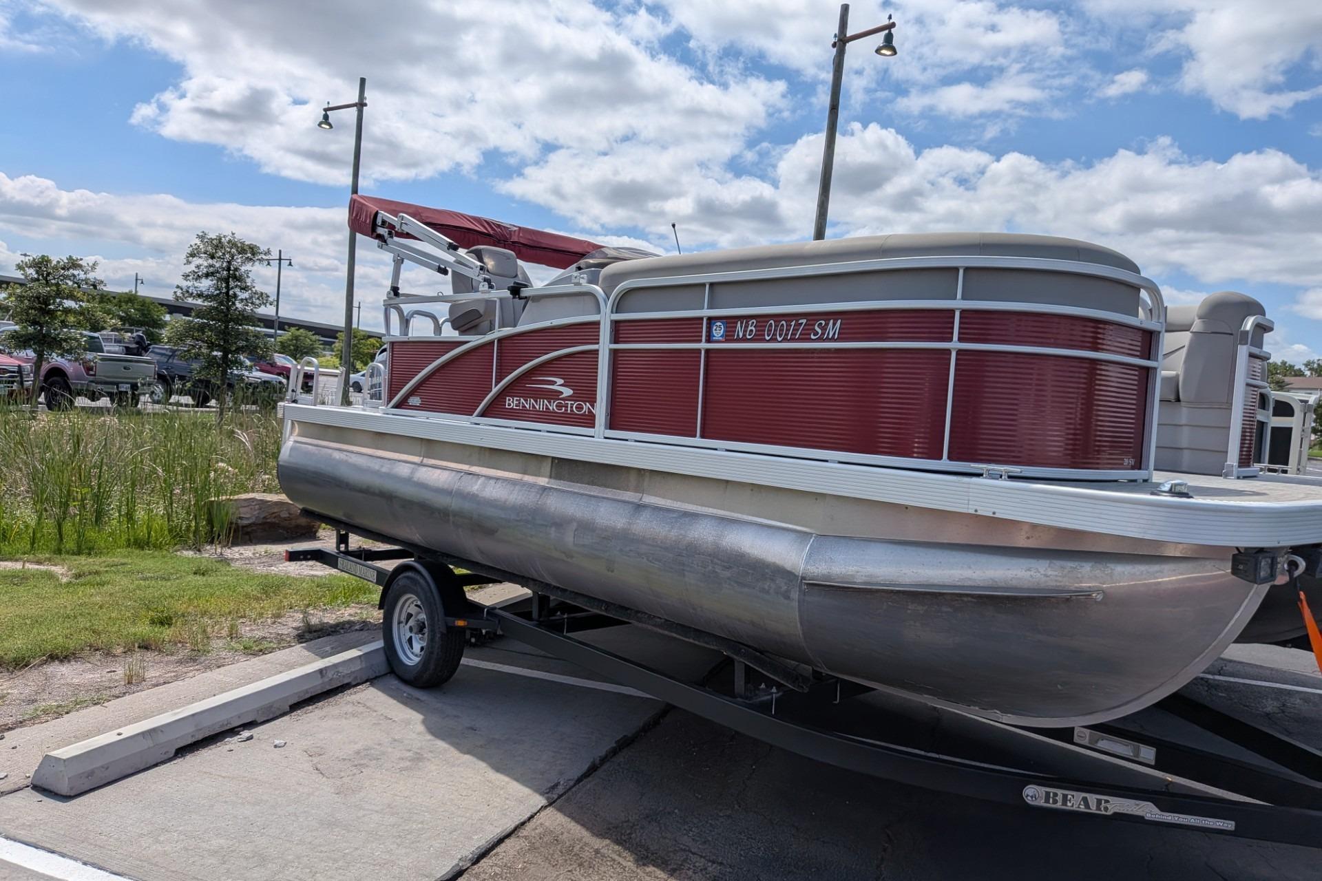 2021 Bennington 205SL
