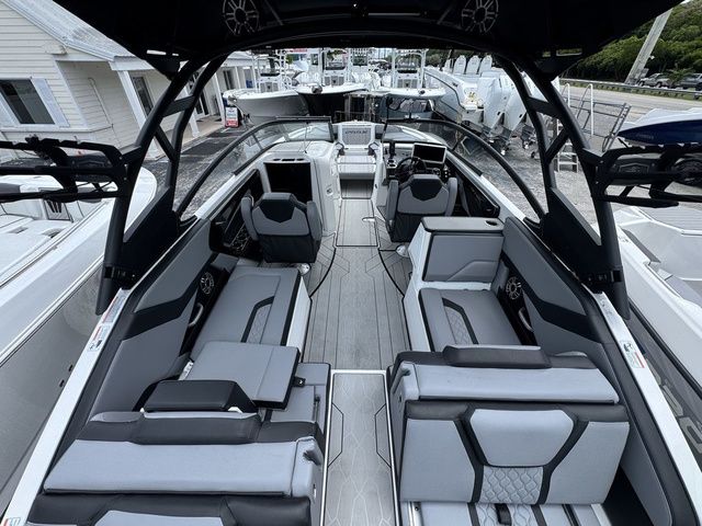 2026 Yamaha Boats 255XE - 5